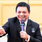 Dekan Fakultas Sastra dan Ilmu Pendidikan UTI Paparkan Pentingnya Proposal dalam Leadership Education Program 2025